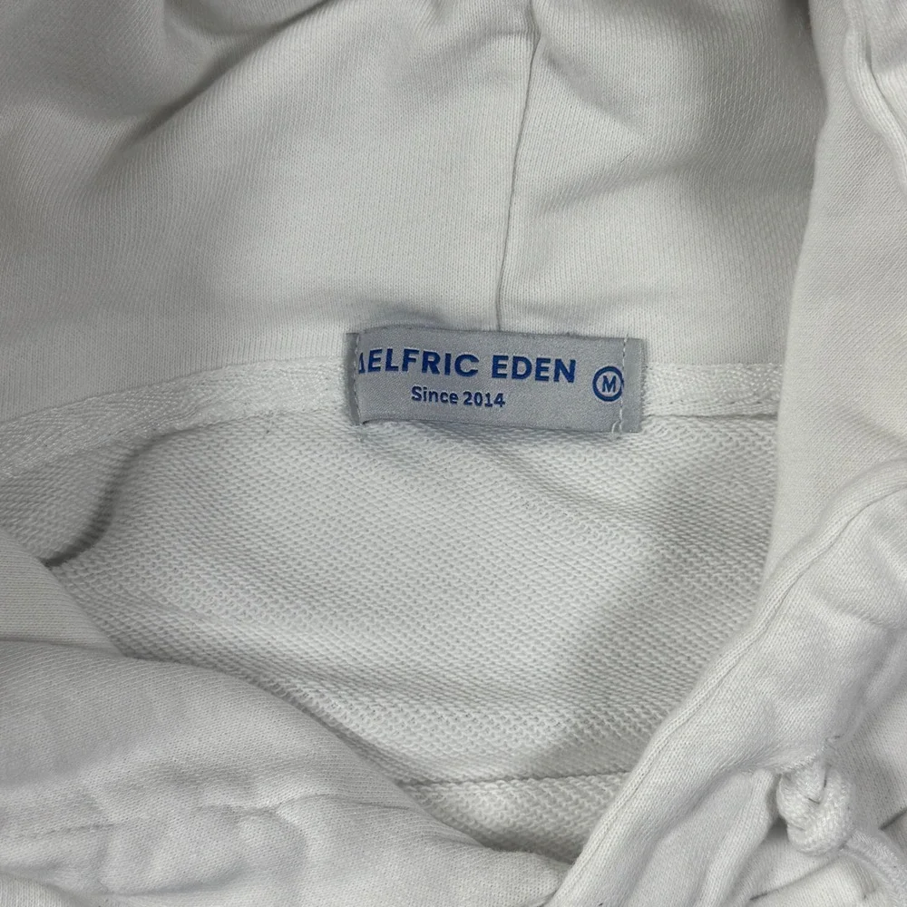 Aelfric Eden Womens Hoodie Size M White Heart Graphic Oversized Boxy Streetwear - Picture 5 of 8